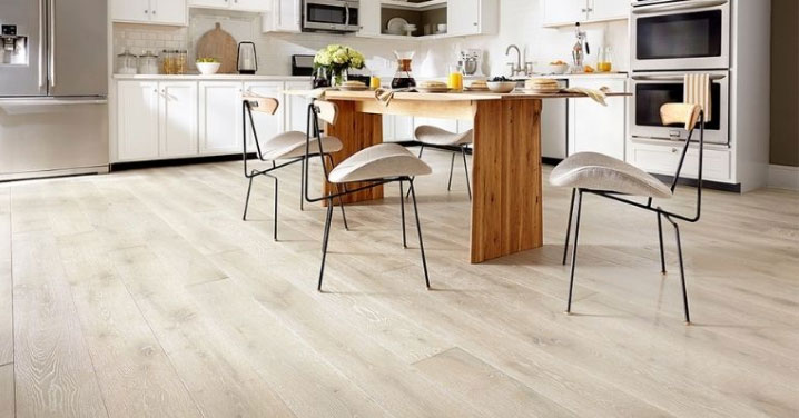 Excellent and clean flooring 